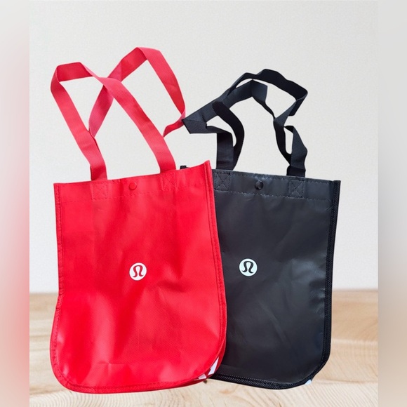 New Lot of 2 LULULEMON small shopper, tote bags for school gym lunch Red & Black - Picture 1 of 2